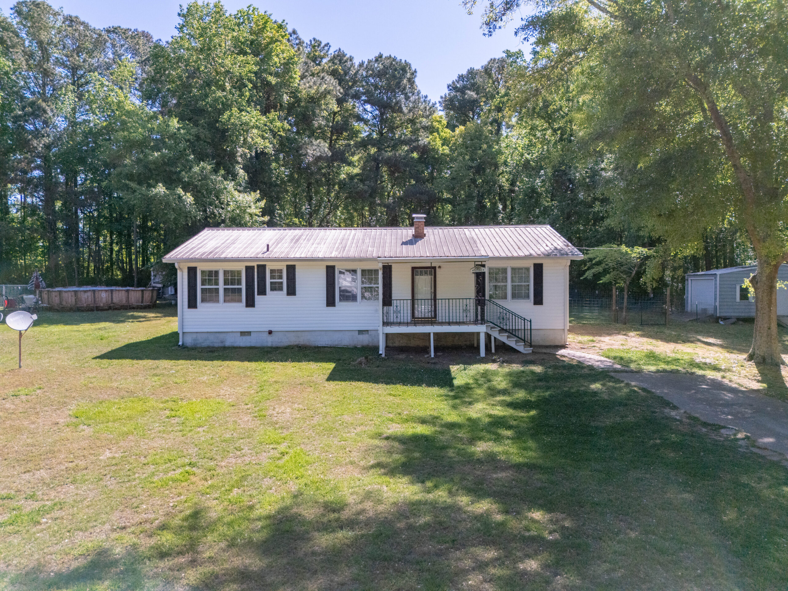 45 Kimberly Drive, Carrollton, GA 30117 — 3-bed home on nearly an acre