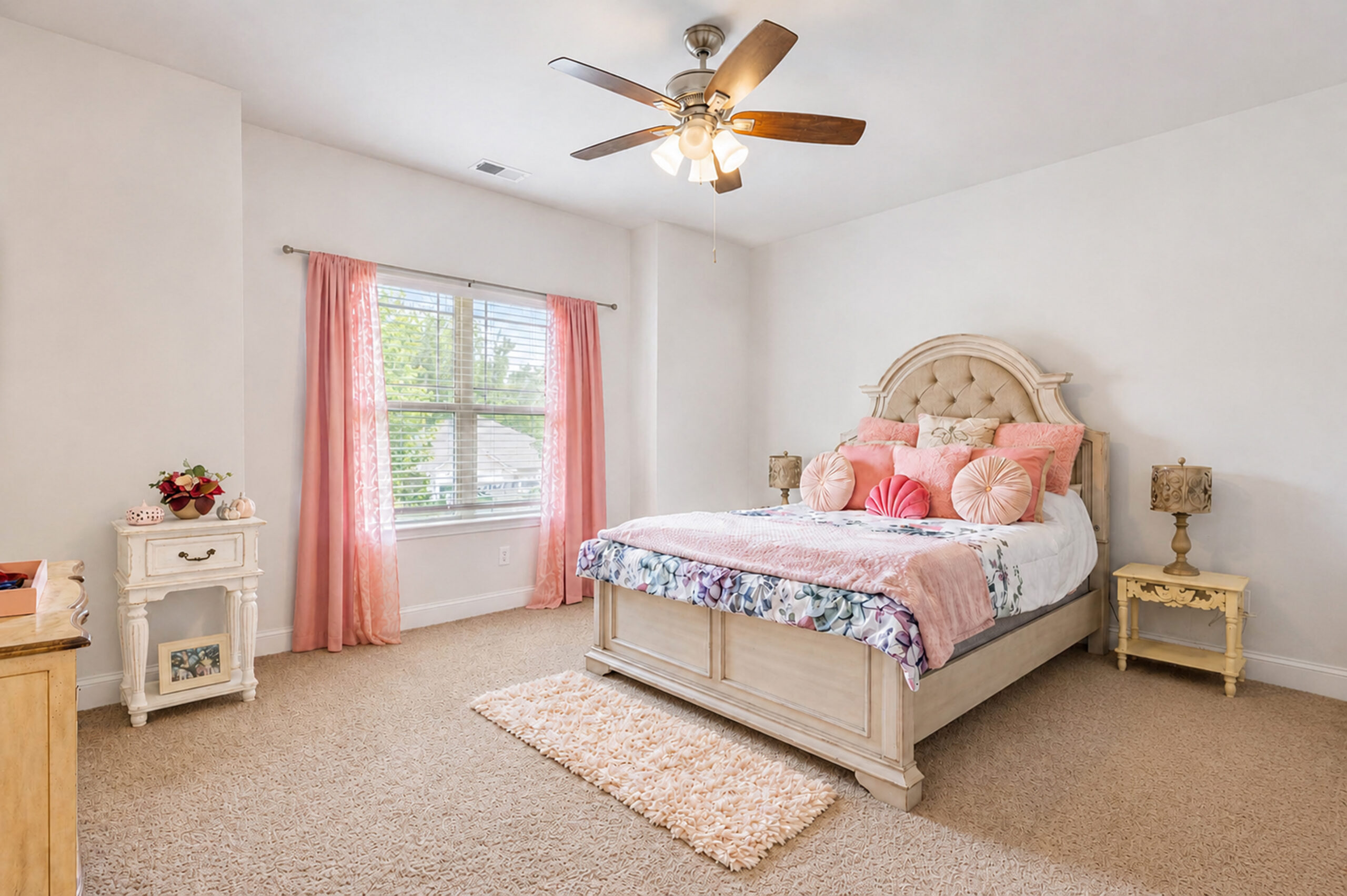 536 Saddle Chase Dr Bremen GA — interior living space