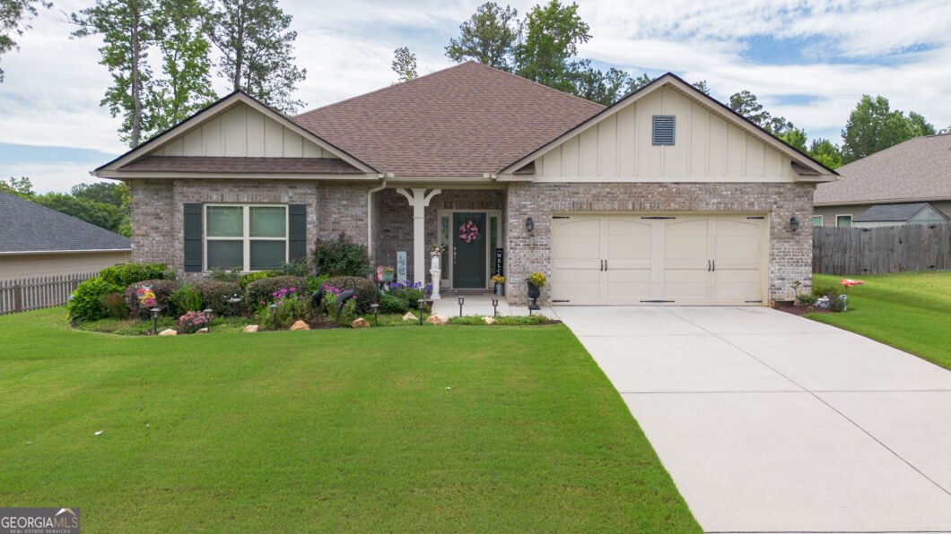 536 Saddle Chase Drive