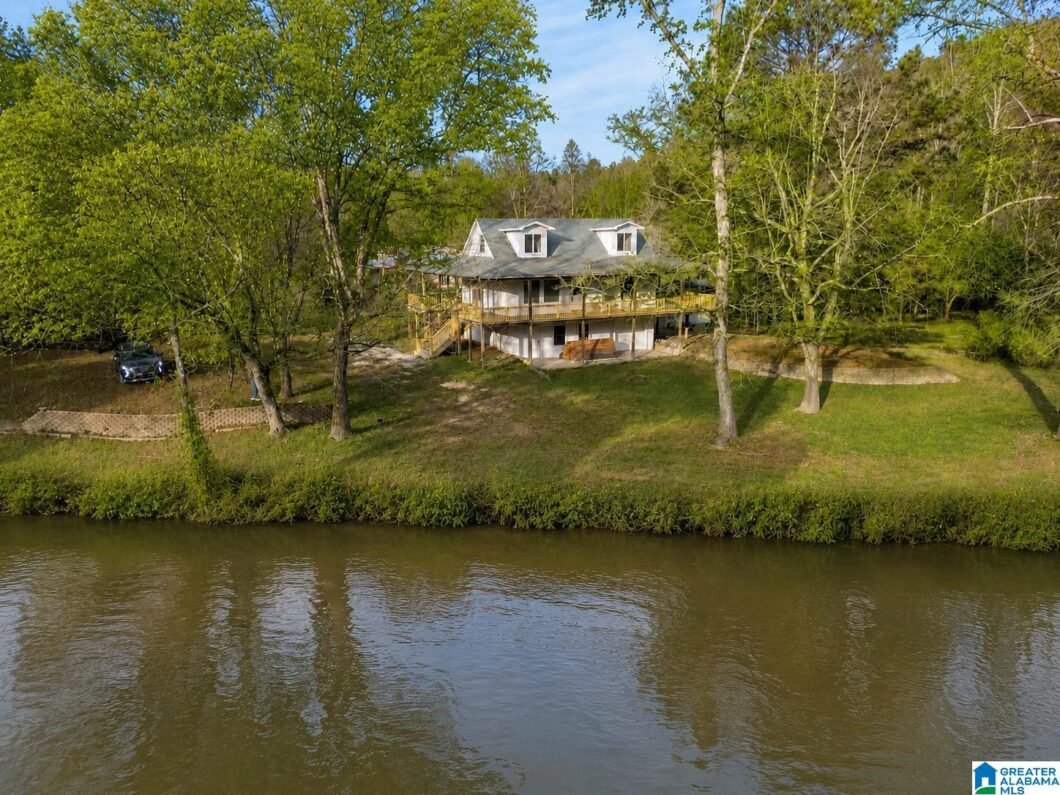 2729 County Road 203