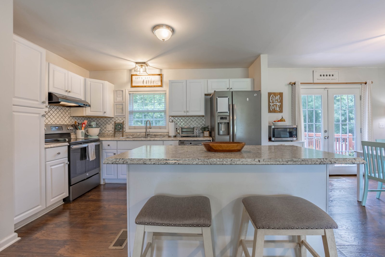 60 Carlton Johnson Rd Waco GA — open living area