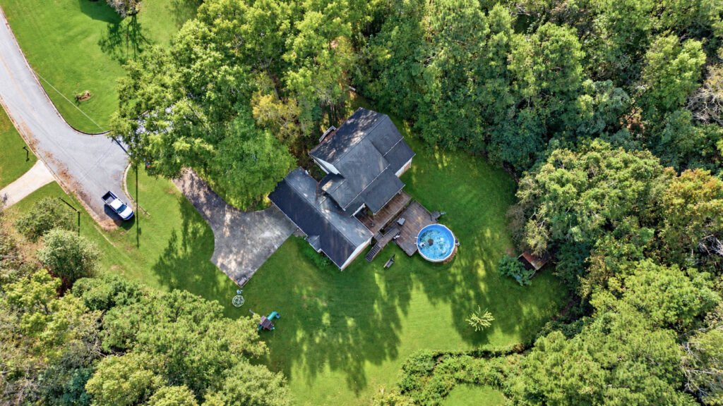 Your West Georgia Realtor 185 Bartlett Cir