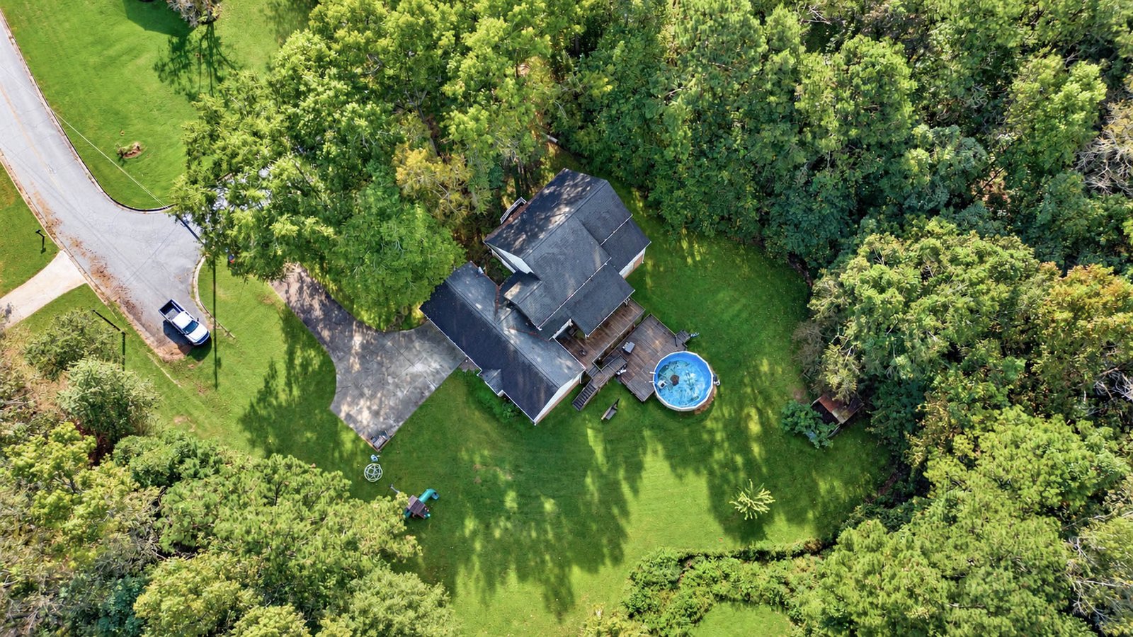 185 Bartlett Cir, Bowdon, GA 30108 185 Bartlett Cir, Bowdon, Georgia